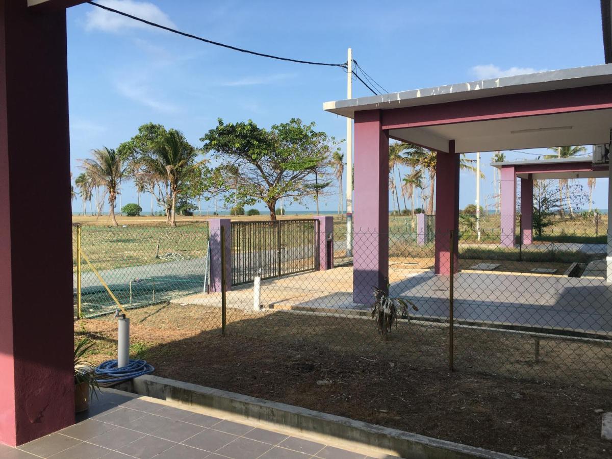 Arwaa Homestay Beachview 바촉 외부 사진