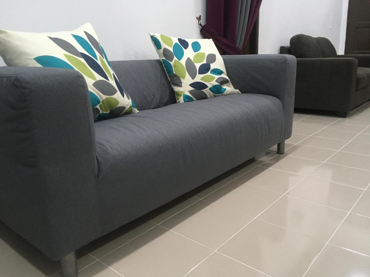 Arwaa Homestay Beachview 바촉 외부 사진