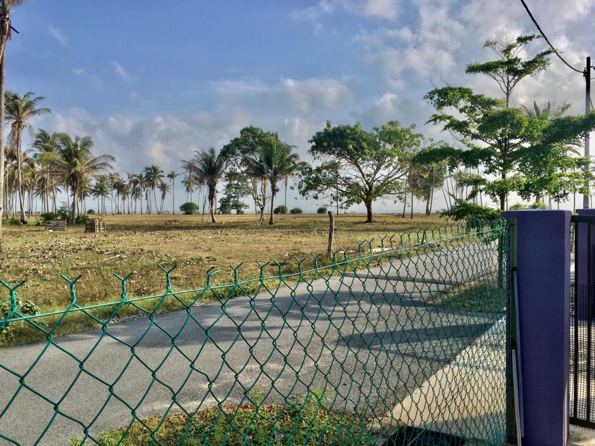Arwaa Homestay Beachview 바촉 외부 사진