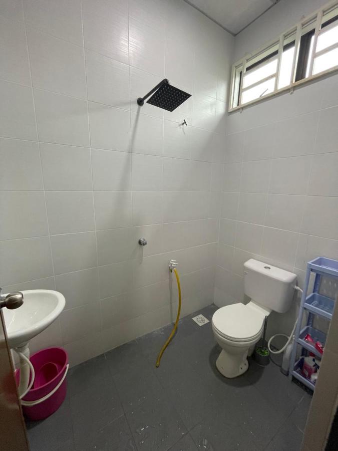 Arwaa Homestay Beachview 바촉 외부 사진