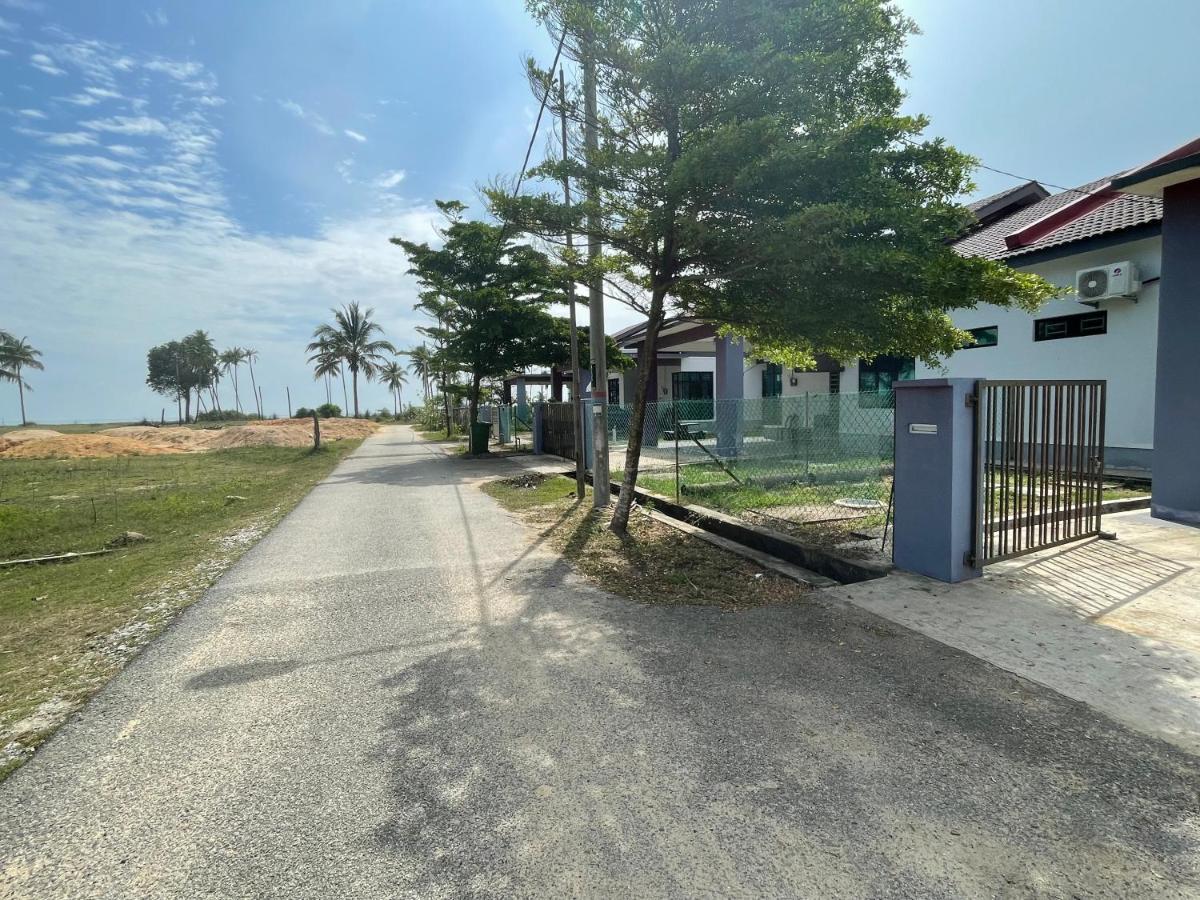 Arwaa Homestay Beachview 바촉 외부 사진