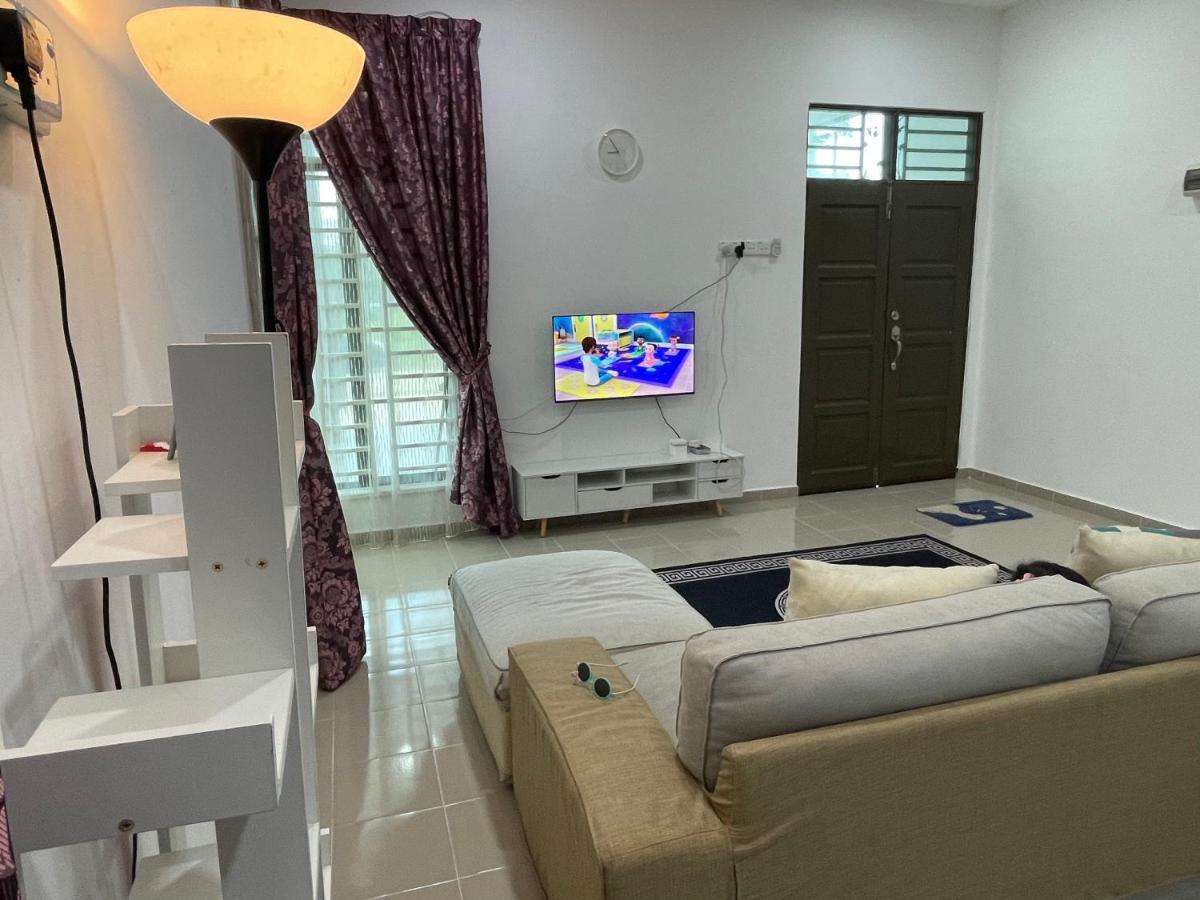 Arwaa Homestay Beachview 바촉 외부 사진